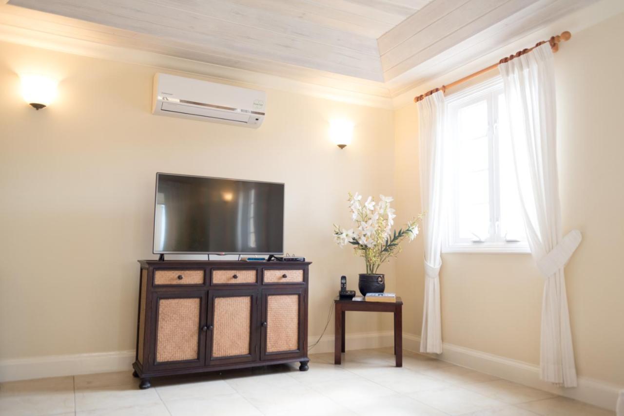 White Sands Beach Condos Крайст Чърч Екстериор снимка