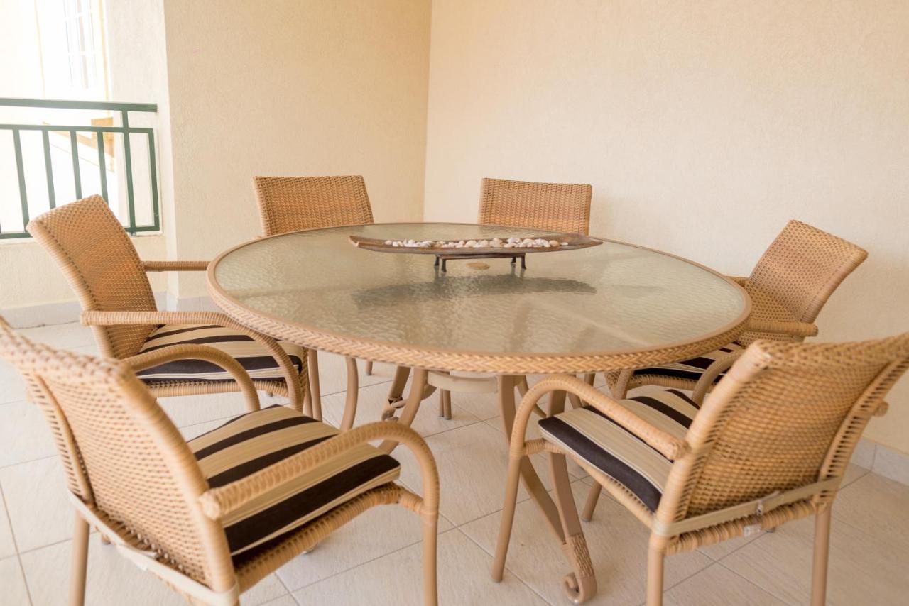 White Sands Beach Condos Крайст Чърч Екстериор снимка
